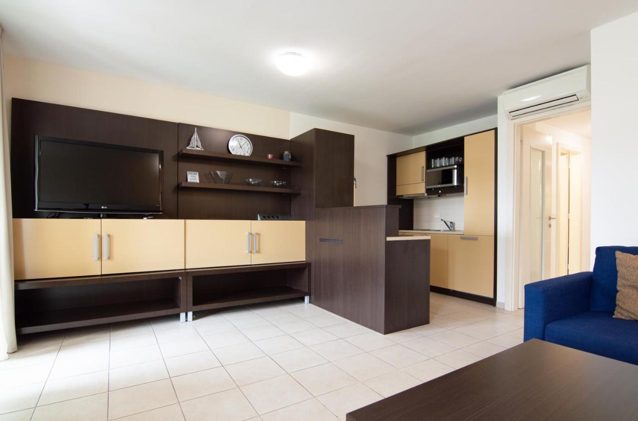 Residence Marina Rose M Apartment By Locap Group Порторож Экстерьер фото
